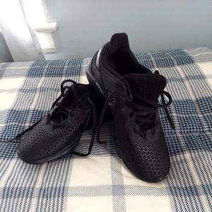 Womens NIKE black Sneaker